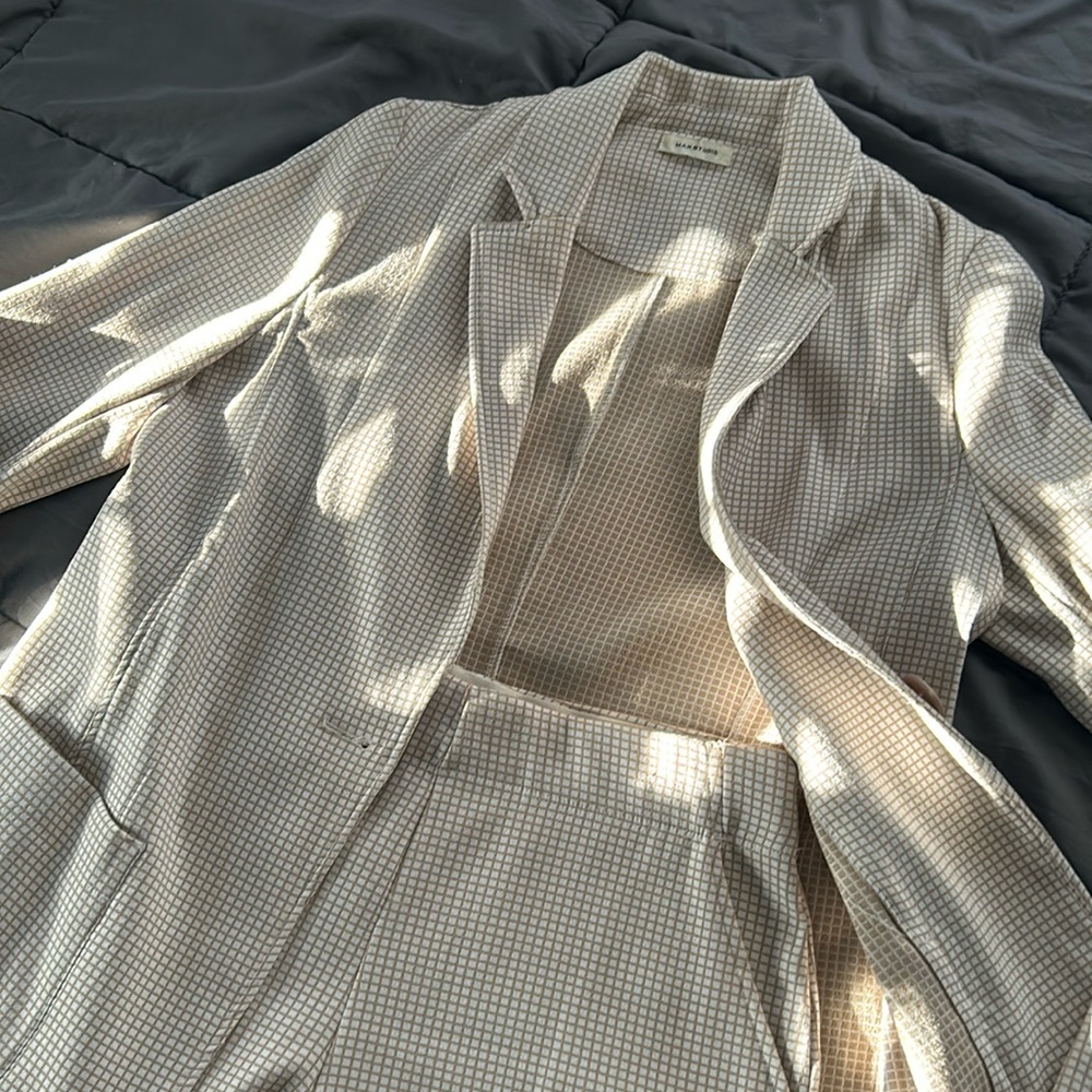 Blazer and Shorts Suit Coord